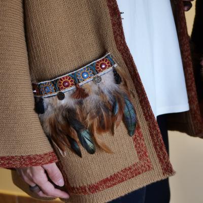 PONCHO PLUMAS CAMEL HUNTFIELD