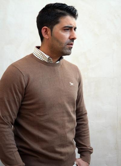 JERSEY CUELLO CAJA MARRON HUNTFIELD